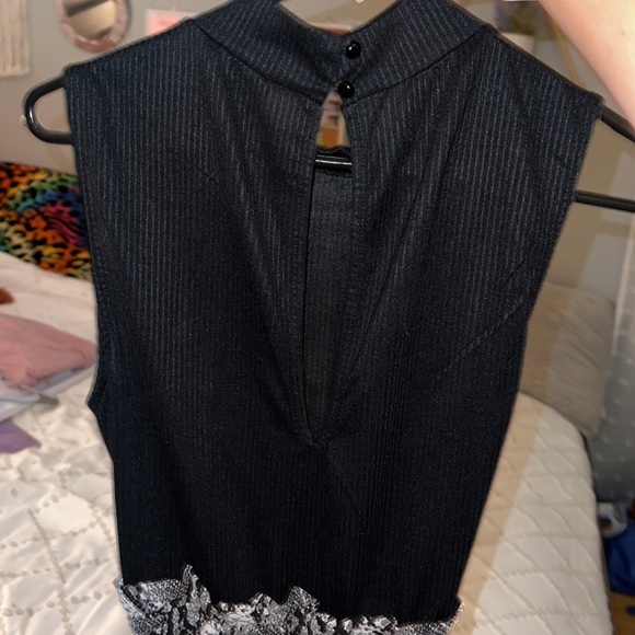 Snakeskin print jumpsuit - Picture 5 of 6